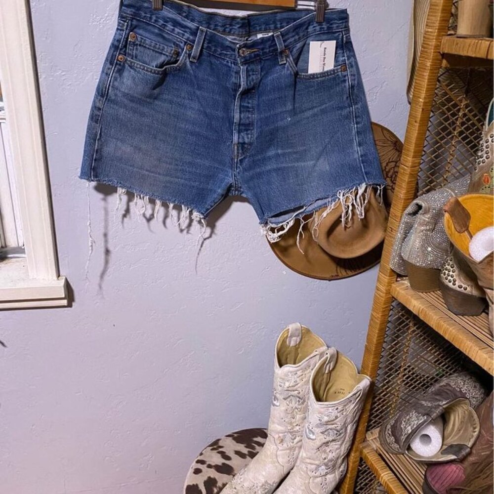 Levi Shorts